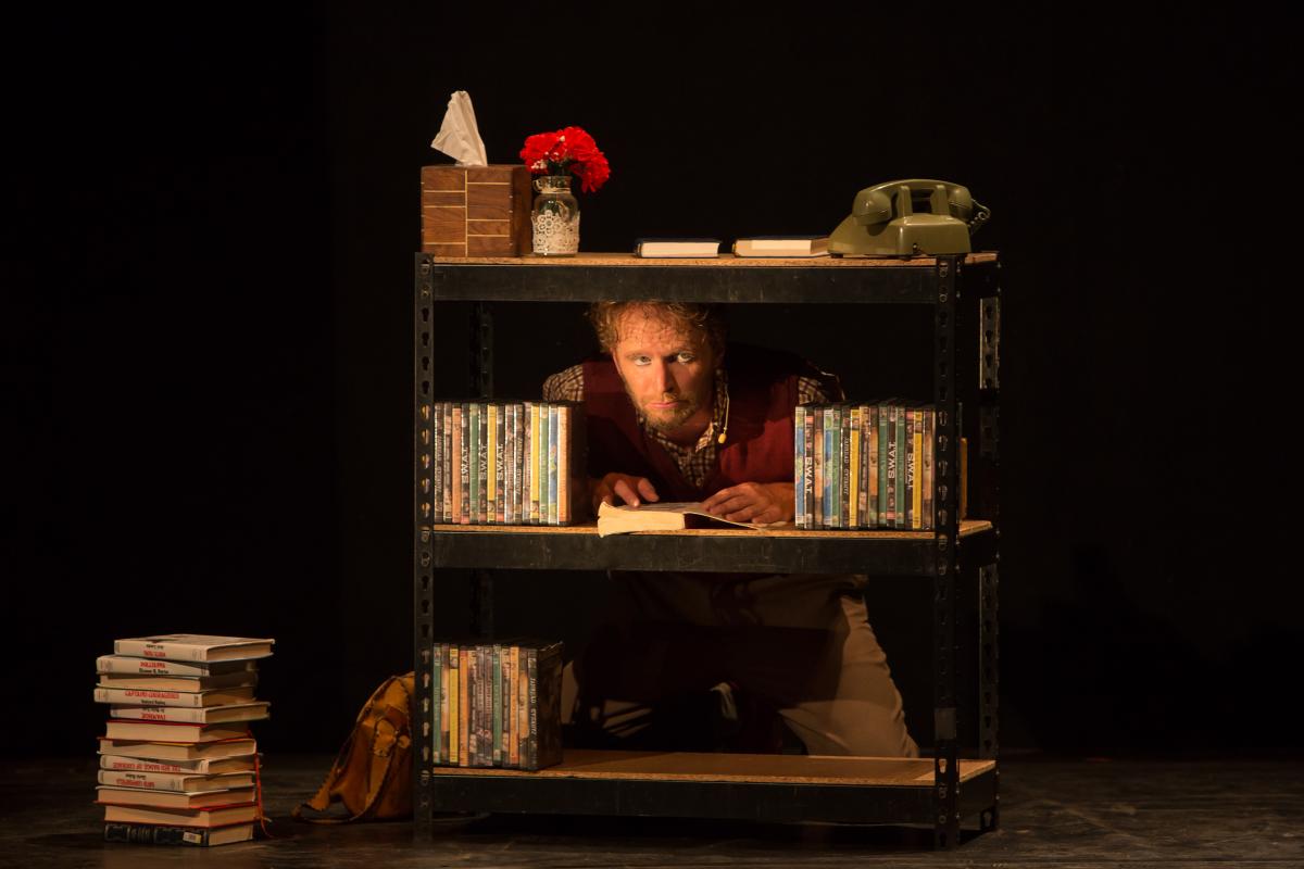 Le Bibliothécaire, Le gros orteil